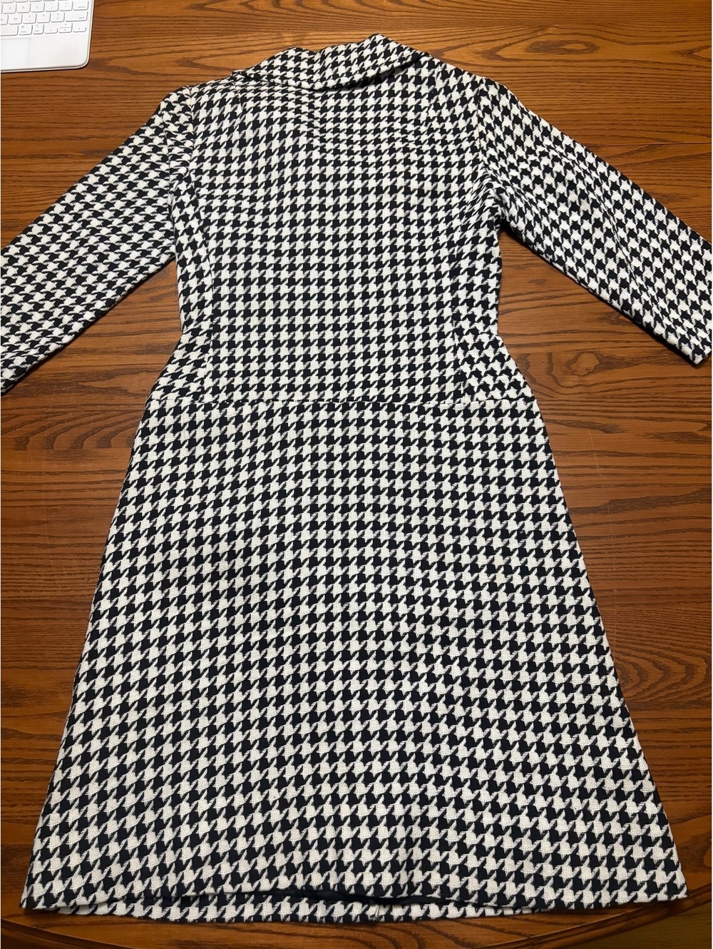Vintage 1960s/70s Black & White Houndstooth Union-Made Mod Coat - Picture 10 of 10